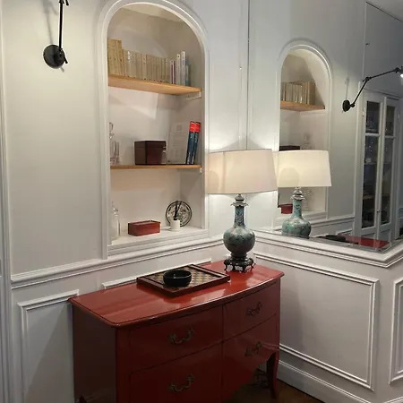 아파트 Homy And Cosy Private Flat - *