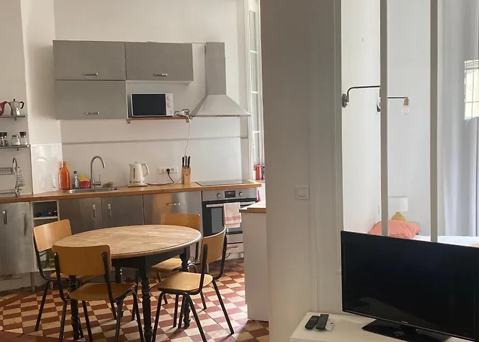 Homy And Cosy Private Flat -